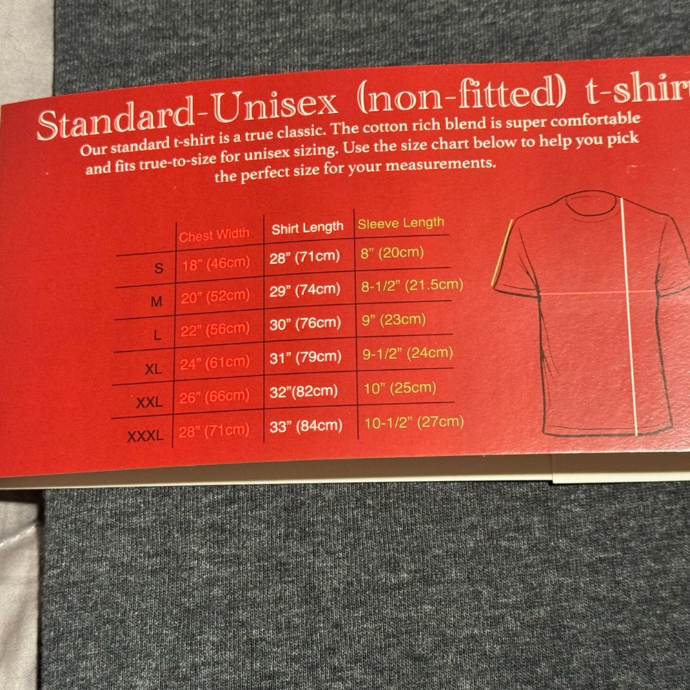 XL SANTAS FAVORITE TEE! - Picture 3 of 4